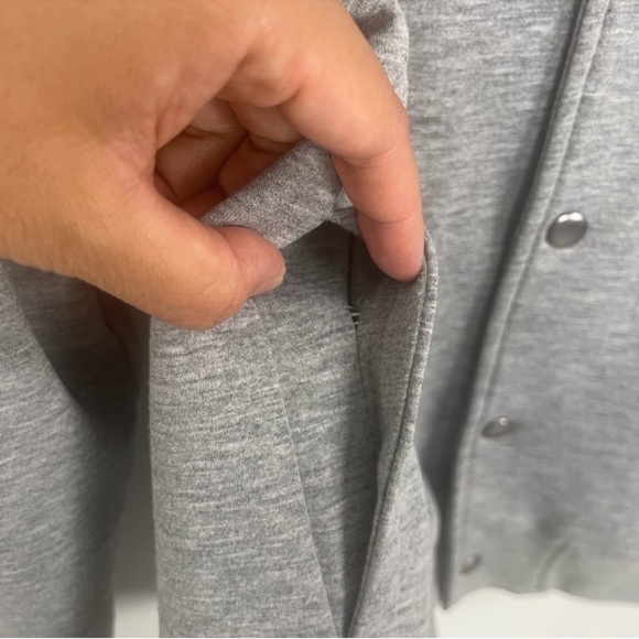 VINCE Men’s Knit Bomber Jacket Grey Gray Size Large As Seen On Freddie Benson - Picture 13 of 16